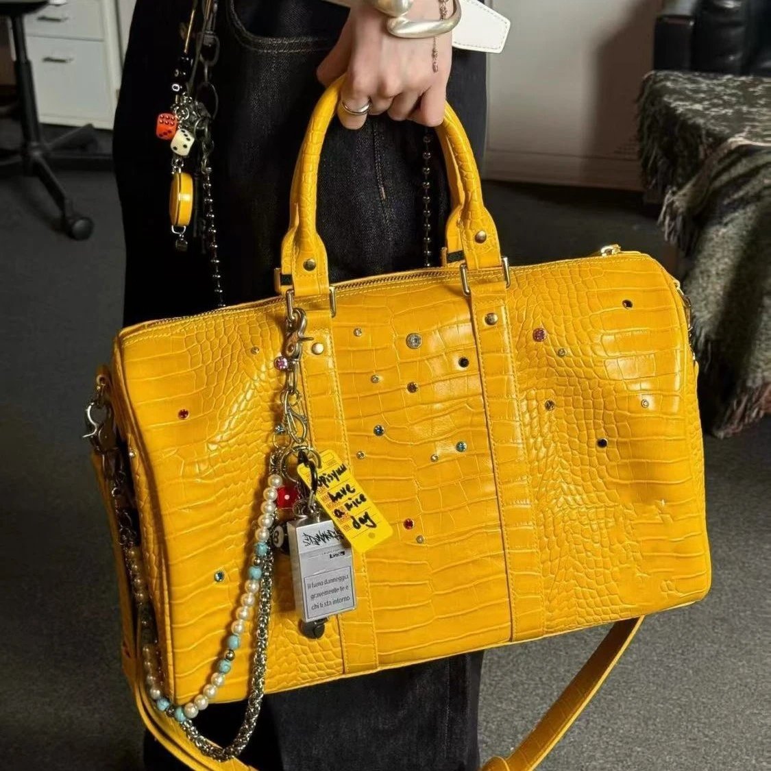 Yellow Crocodile Tex