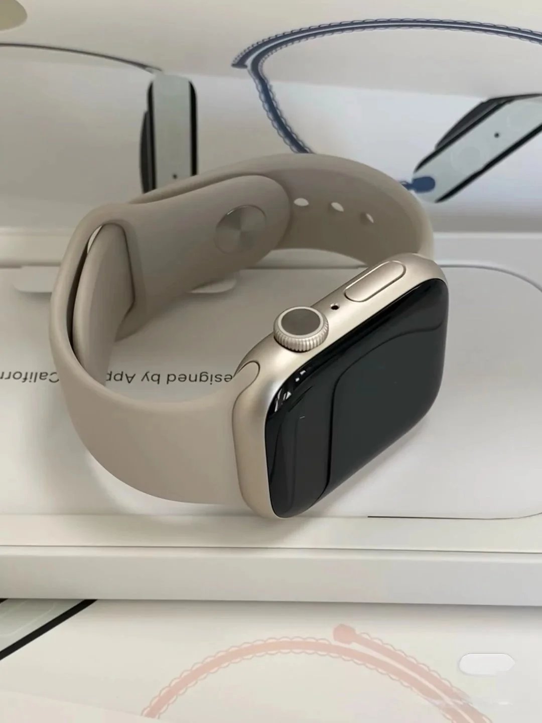 Apple Watch with Bei