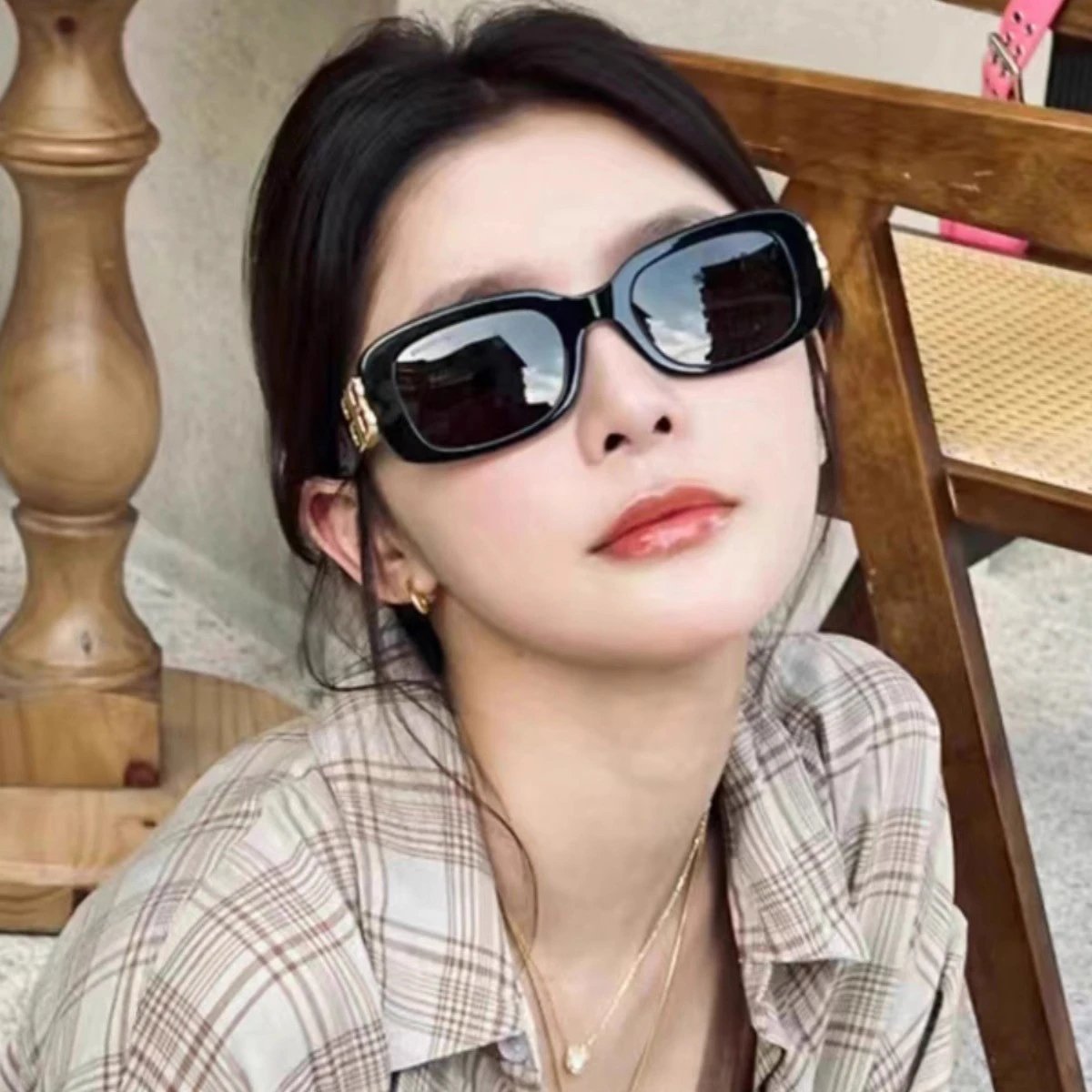 Black Rectangular Su
