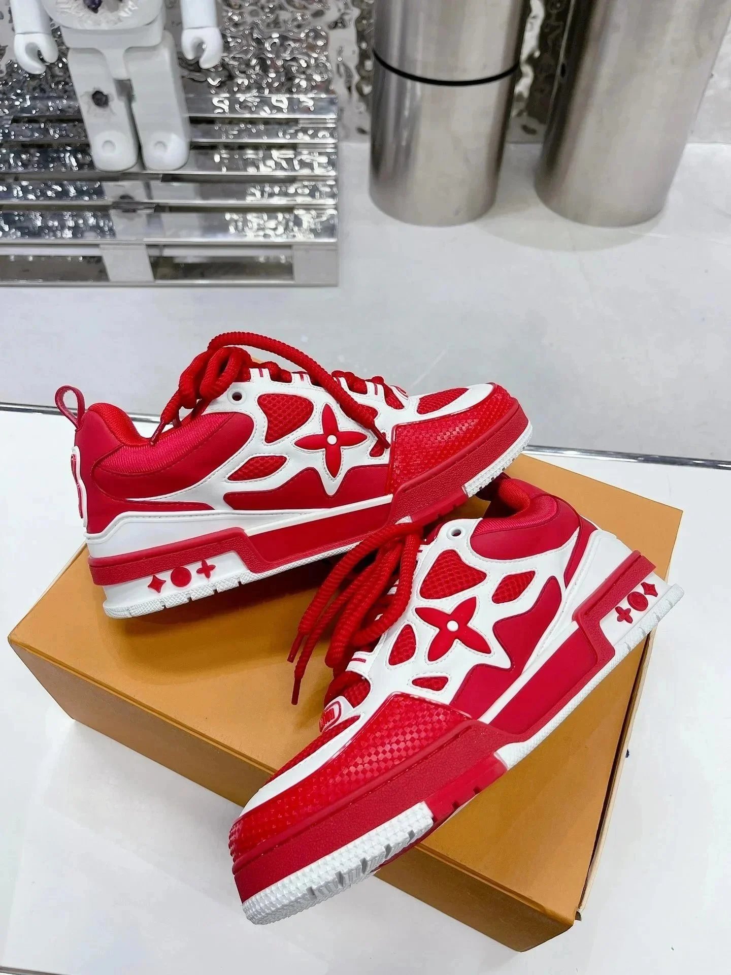 Louis Vuitton Red an
