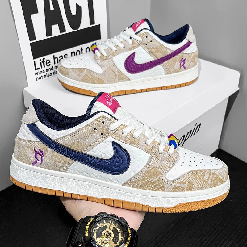 Nike Beige Low Top S