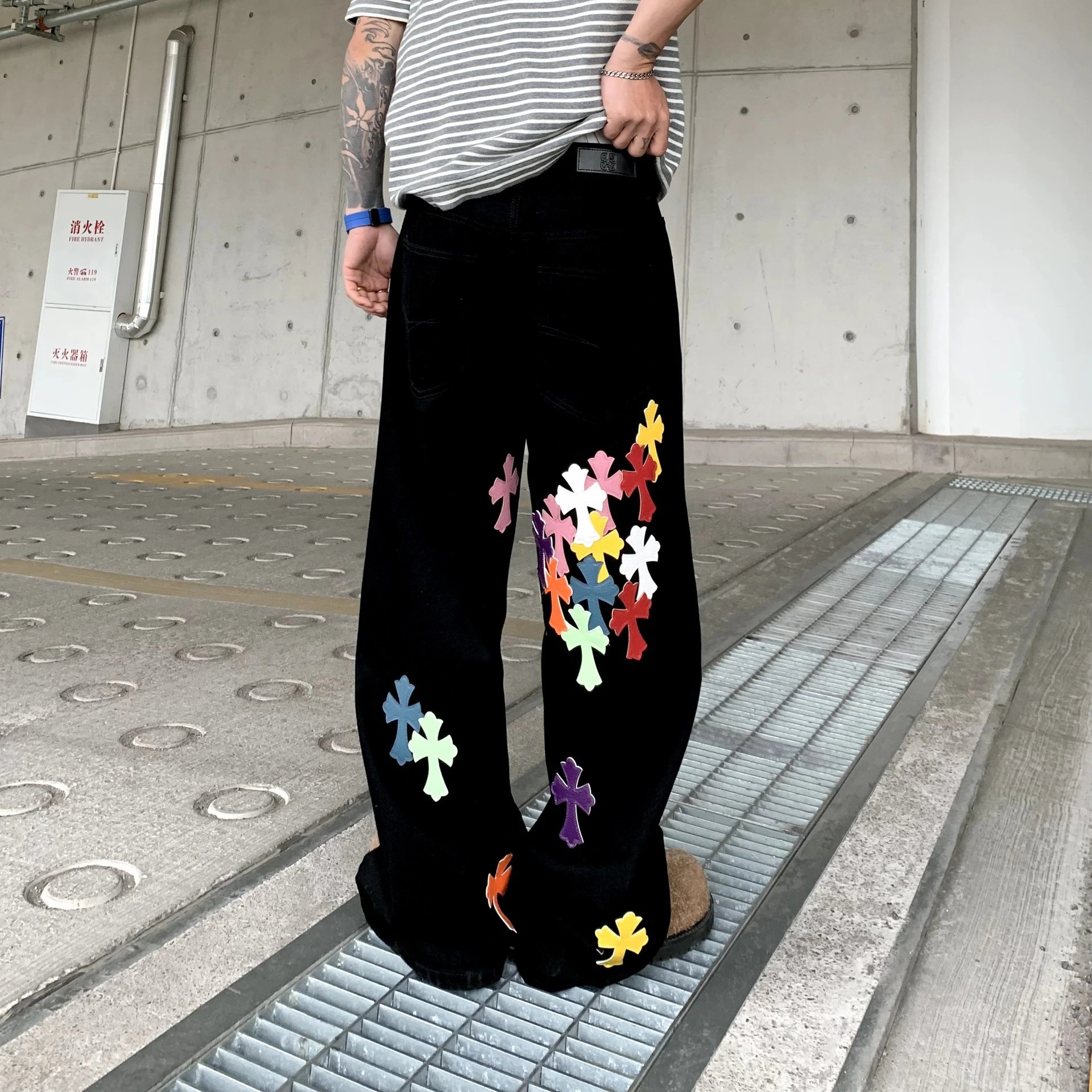 Black Cropped Wide Leg Jeans