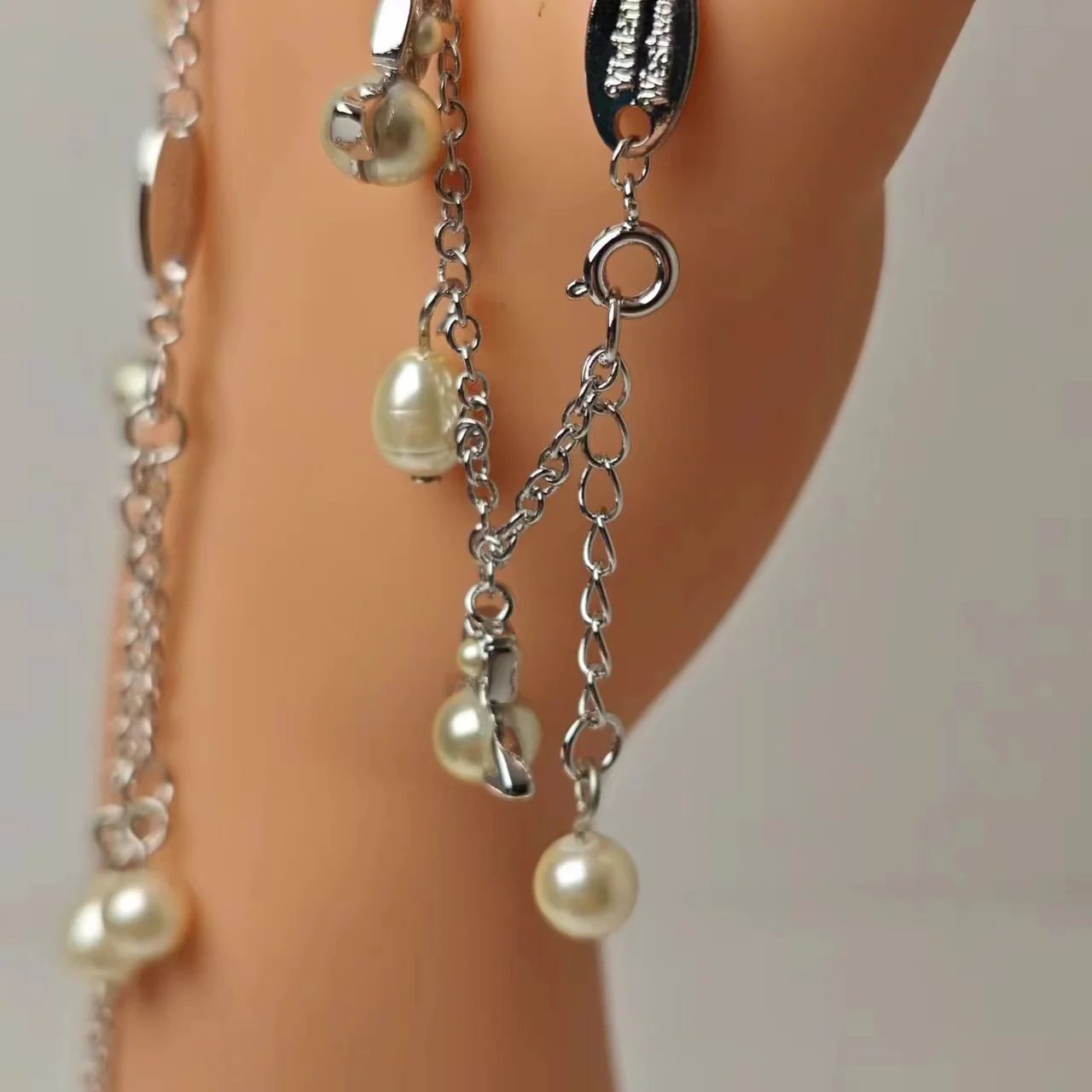 Silver Pearl Tassel 