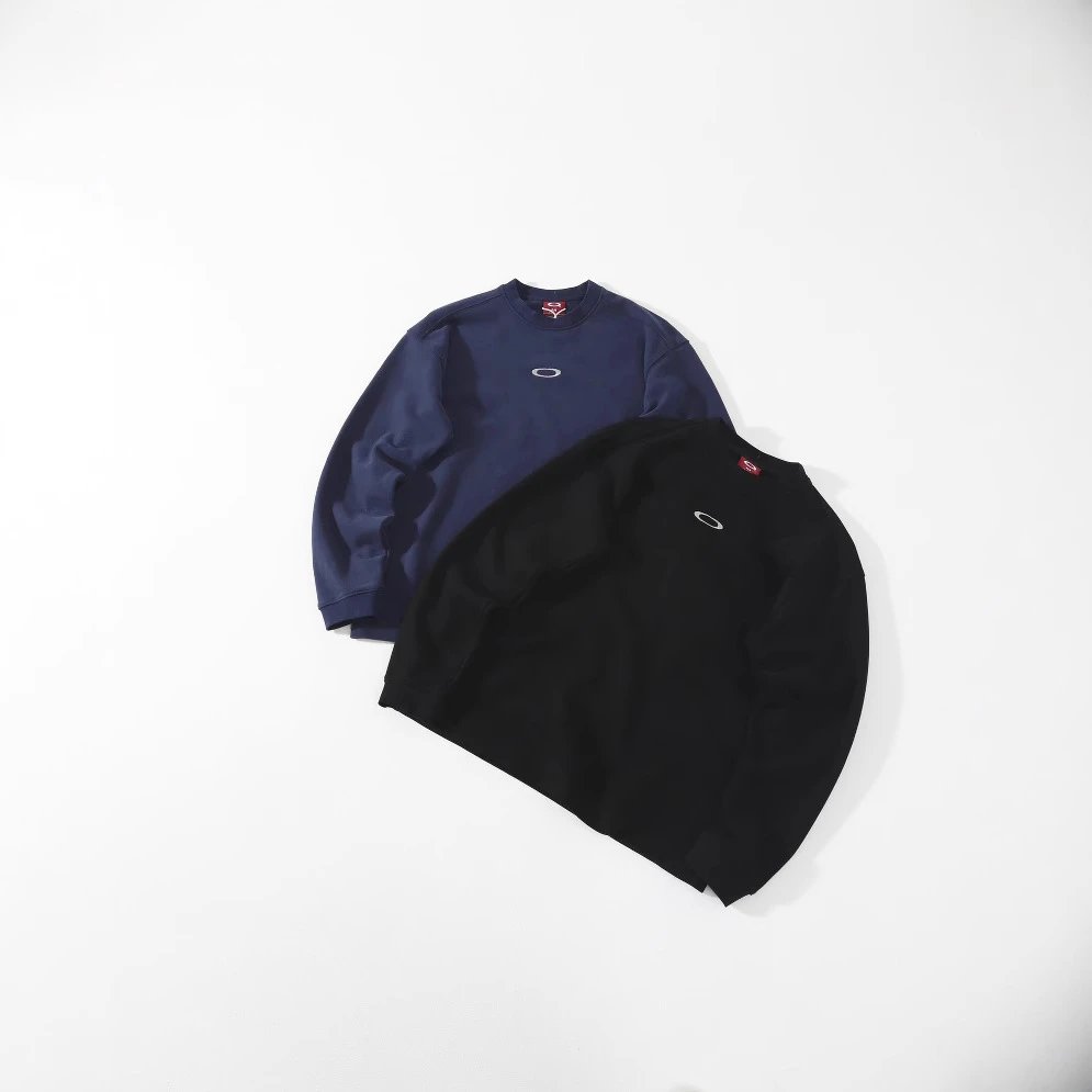 Oakley Black and Blue Crewneck Sweatshirt
