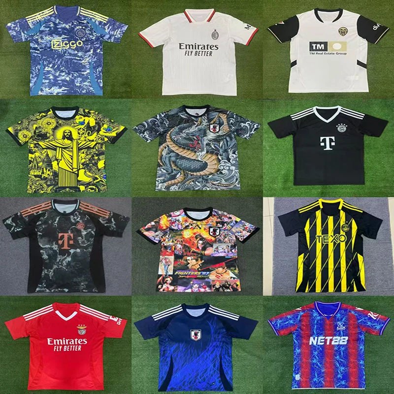 Assorted Football Je