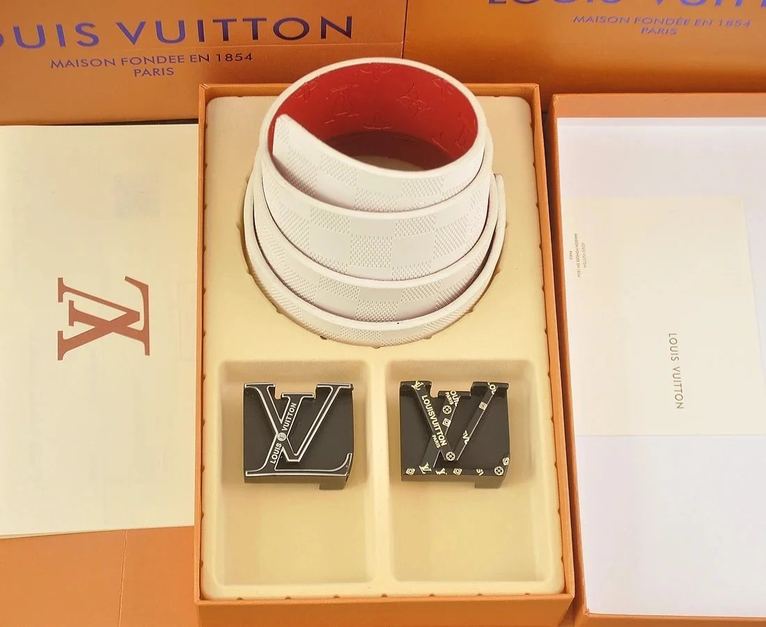 Louis Vuitton White Damier Belt