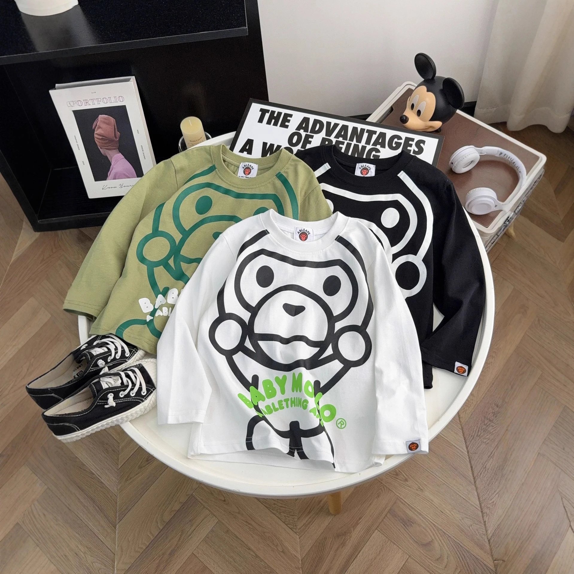 Kid Baby Moji White 