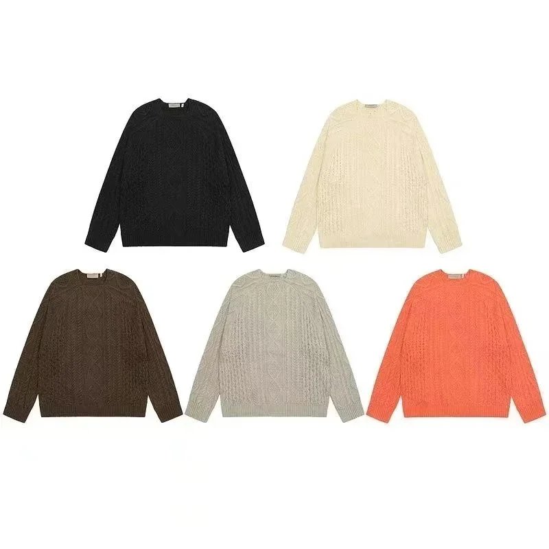 Knit Cable Round Neck Sweater