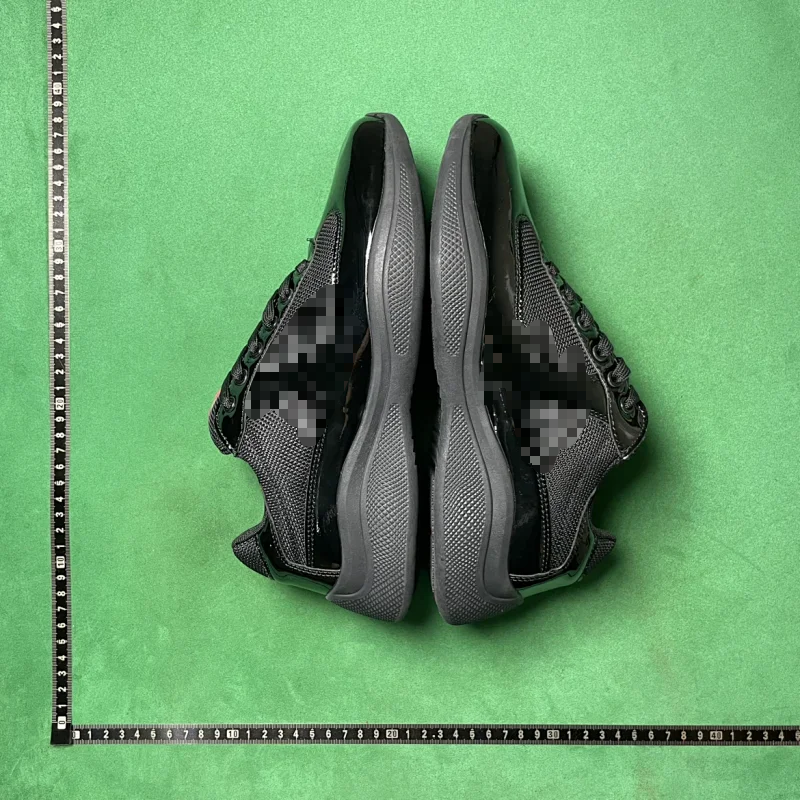 Black Leather Low-To