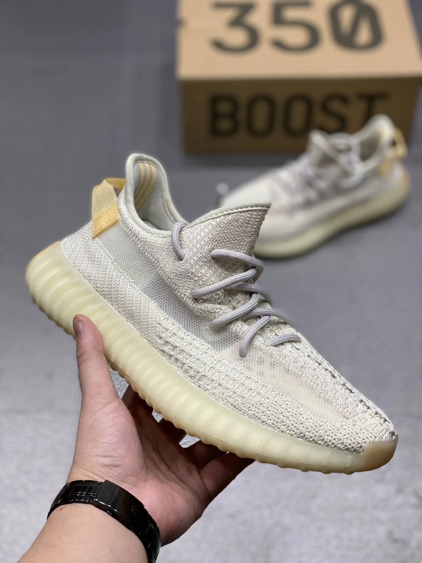 Adidas Yeezy Boost 350 Beige Sneakers