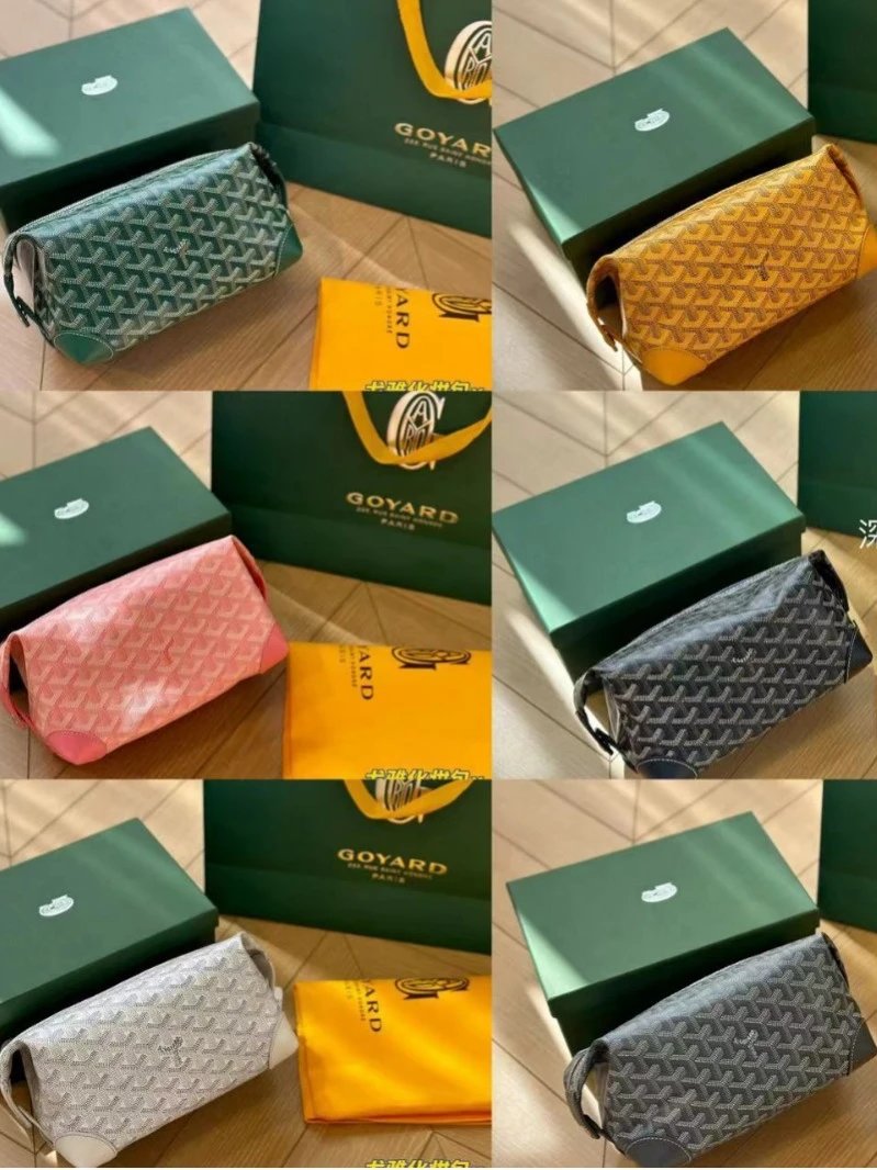 Goyard Travel Toilet