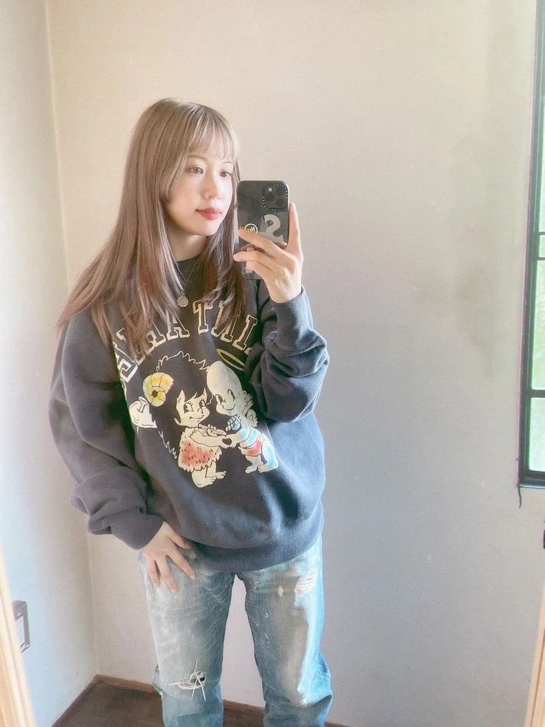 Gray Oversized Graphic Sweatshirt