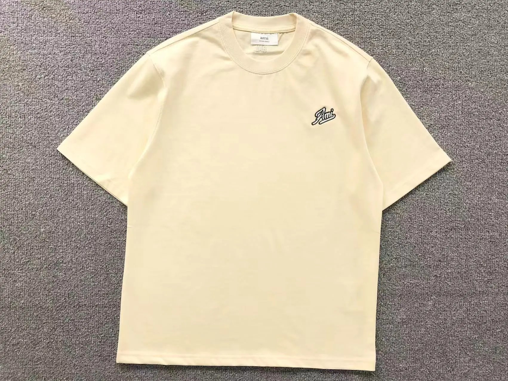 Ami Beige Short Slee