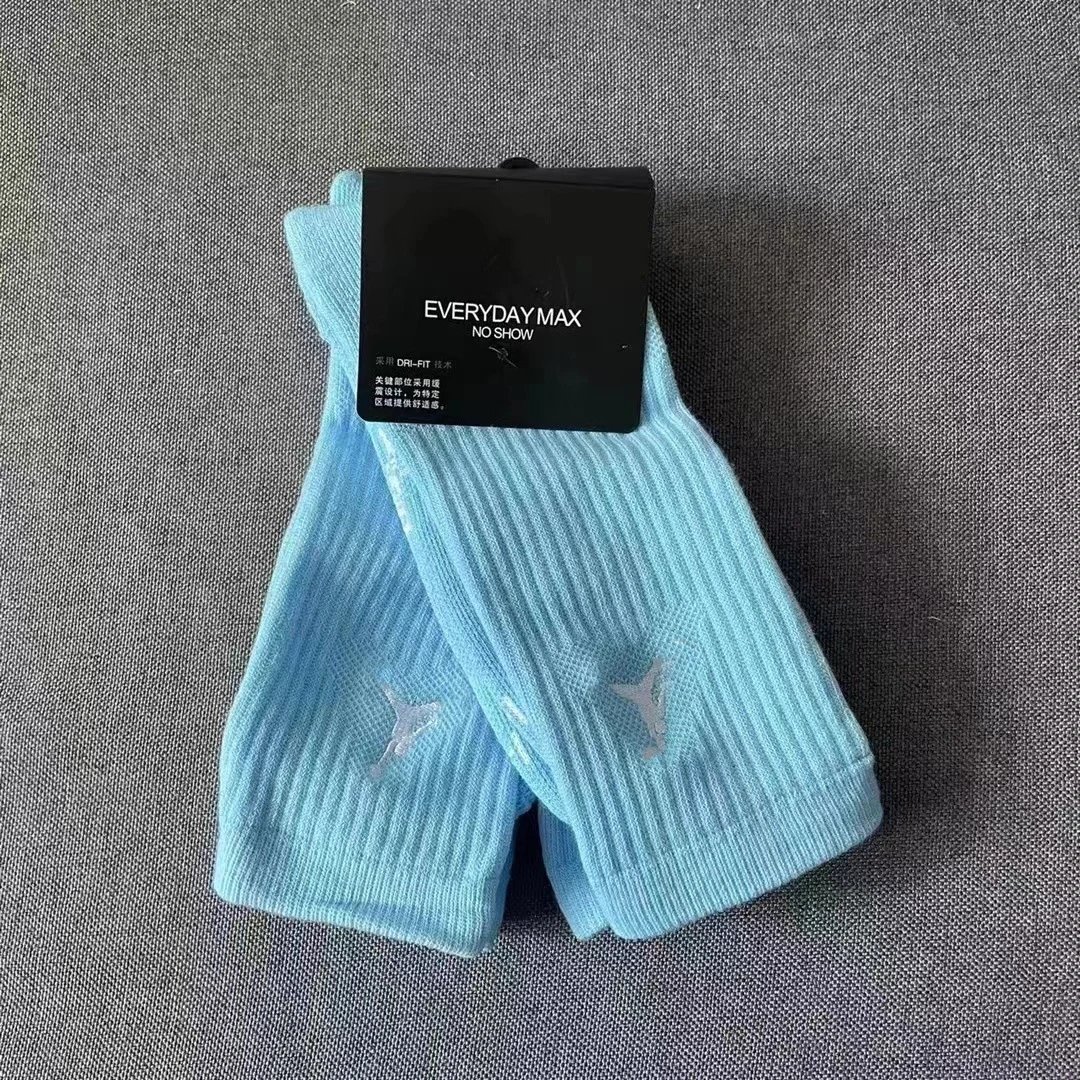 Everyday Max Light Blue No Show Socks
