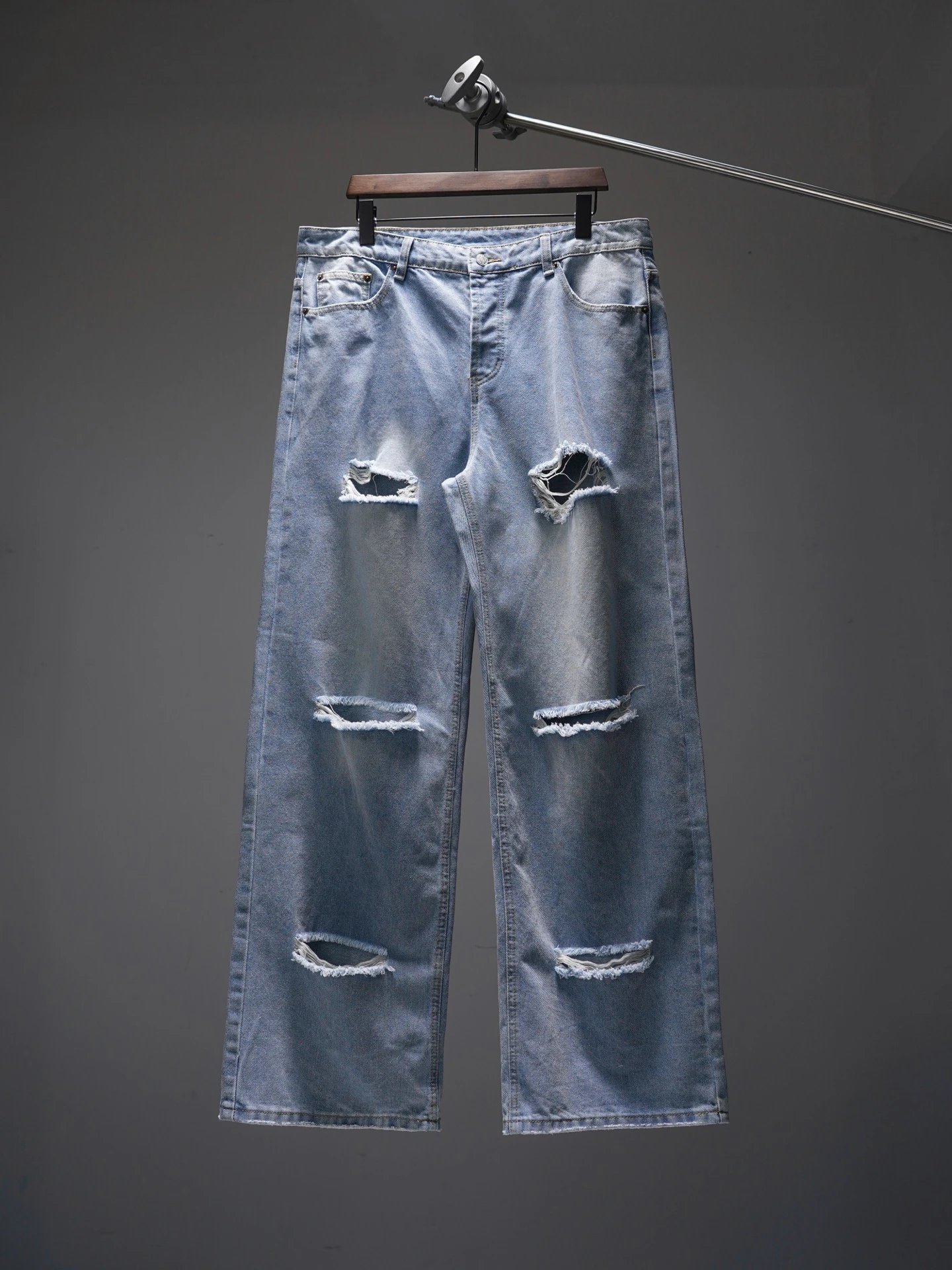 Distressed Light Blu