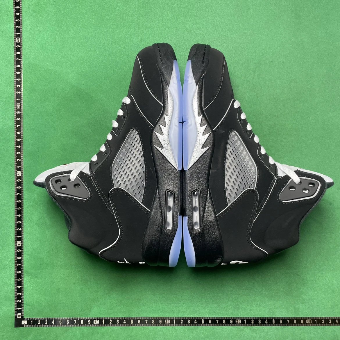 Air Jordan 5 Black W