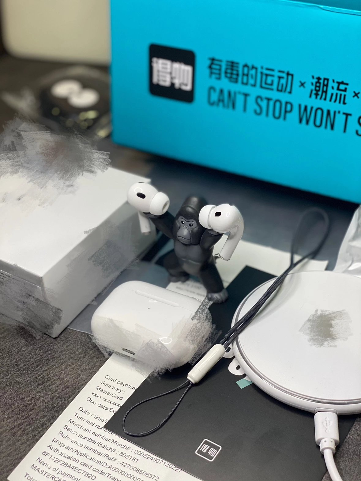 Apple White Wireless Earbuds with Charging Case and Lanyard
