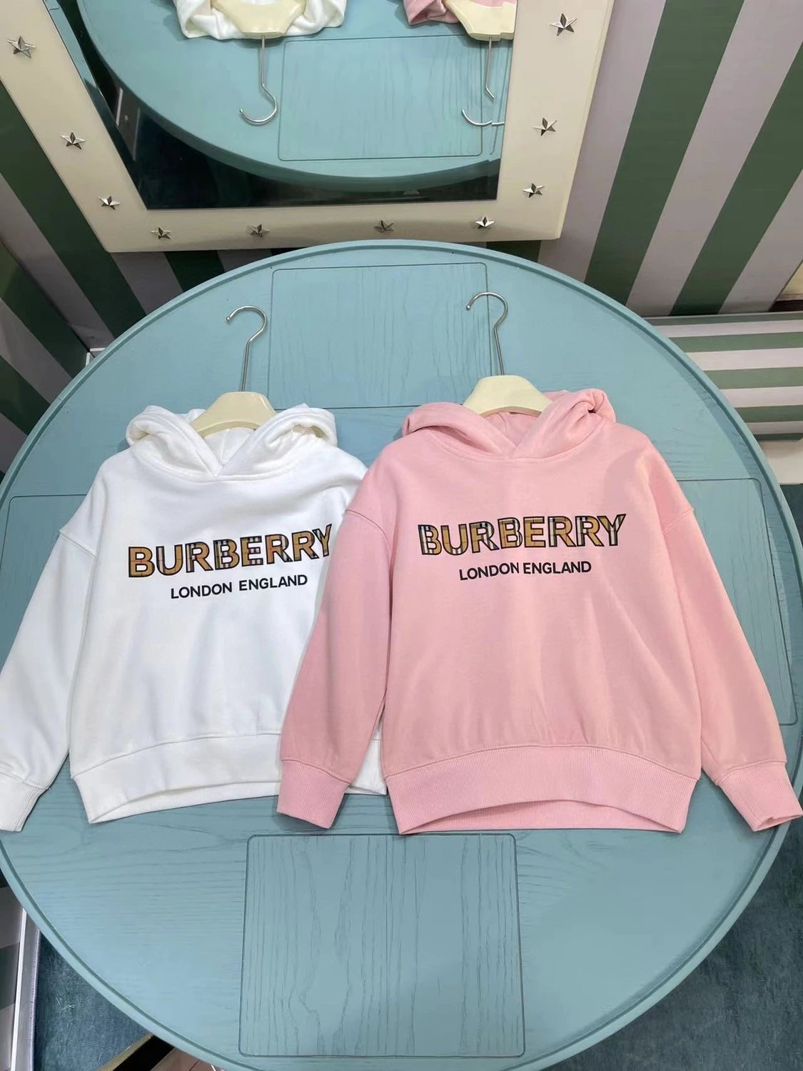 Kid Burberry White P