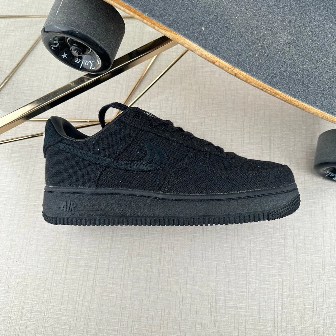 Nike Air Force 1 Low