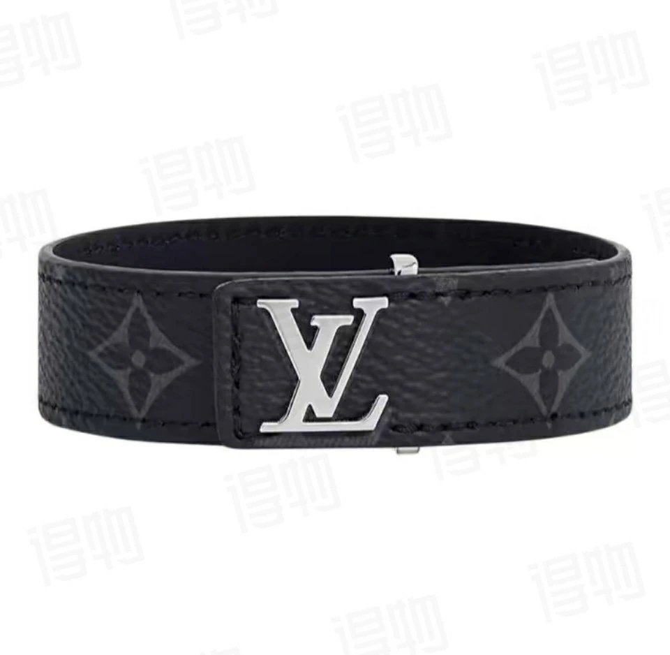 Louis Vuitton Black 