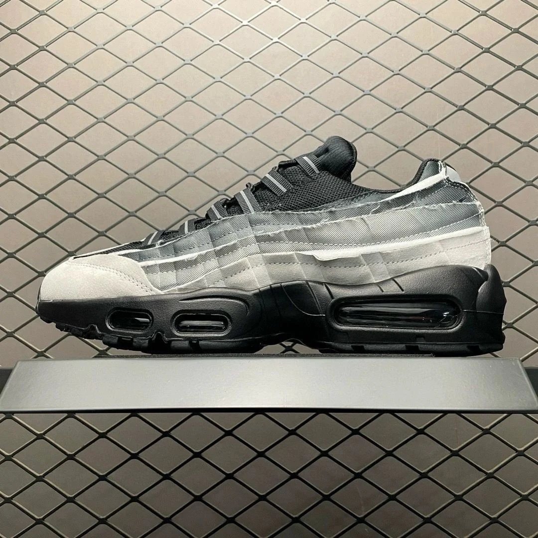 Nike Air Max 95 Black and Grey Sneakers