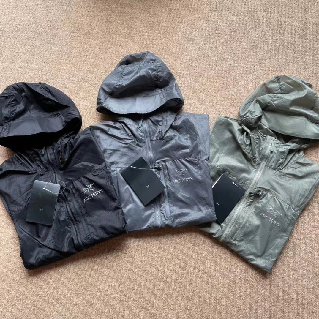 Arc'teryx Black/Grey/Green Lightweight Hooded Jacket